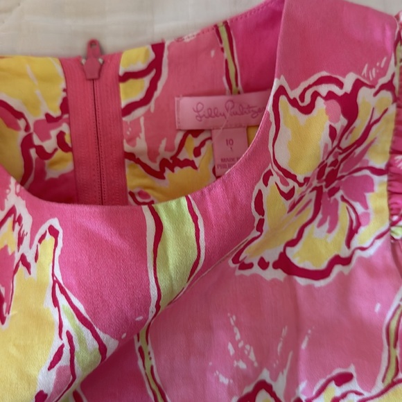 Adorable like new girls size 10 Lilly Pulitzer pink & yellow f
dress- price FIRM - Picture 2 of 5
